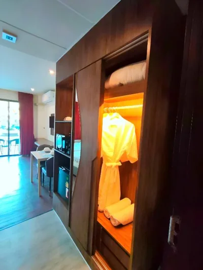 The Beach Heights Condotel Kata 500 meters to Kata beach – 写真 10